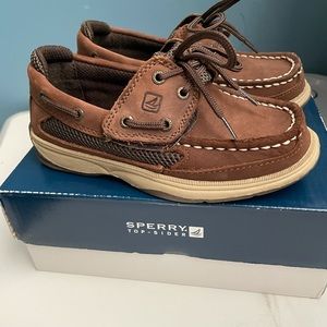 Boys Sperry loafers . Gently worn. See pictures .